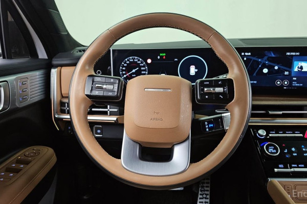 2023 Hyundai Santa Fe с пробегом 38 463 км