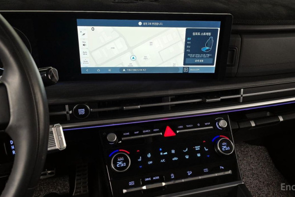 2024 Hyundai Santa Fe с пробегом 9 983 км