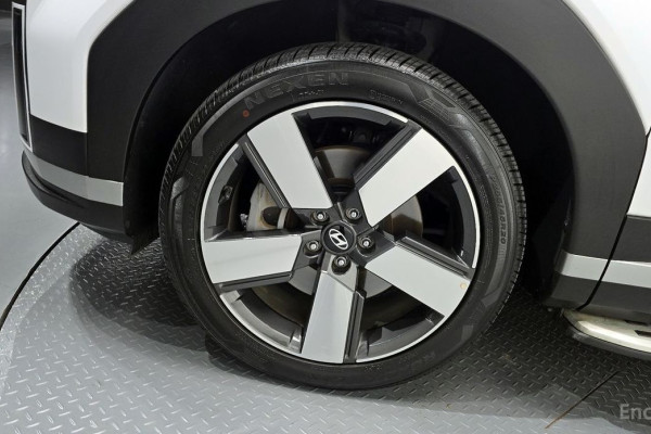 2024 Hyundai Santa Fe с пробегом 27 370 км