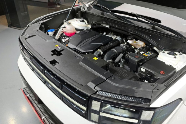 2024 Hyundai Santa Fe с пробегом 27 370 км