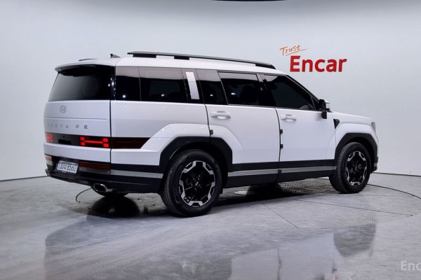 2023 Hyundai Santa Fe с пробегом 18 641 км