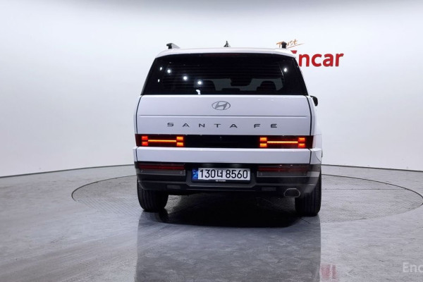 2023 Hyundai Santa Fe с пробегом 18 641 км