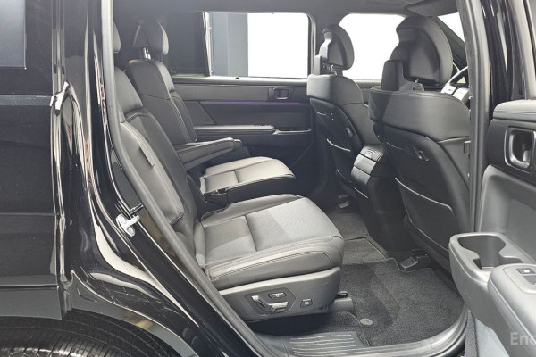 2024 Hyundai Santa Fe с пробегом 17 182 км