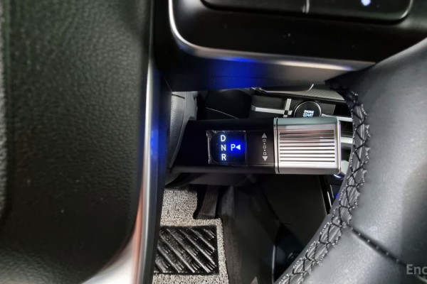 2023 Hyundai Santa Fe с пробегом 18 641 км