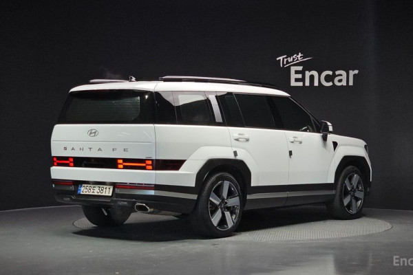 2024 Hyundai Santa Fe с пробегом 14 311 км