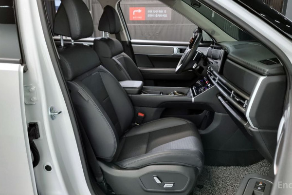 2023 Hyundai Santa Fe с пробегом 18 641 км