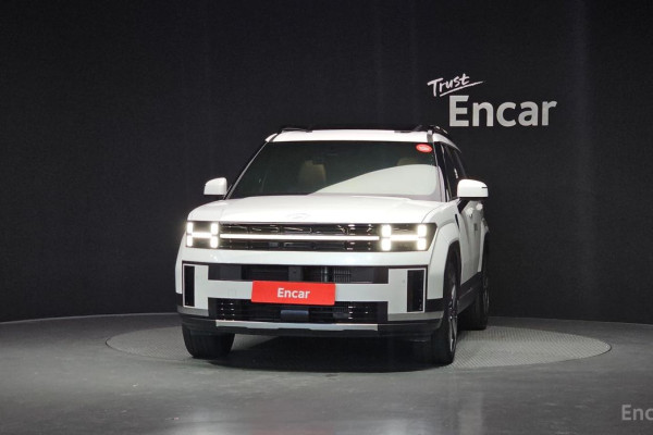 2024 Hyundai Santa Fe с пробегом 14 311 км