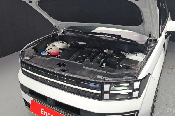 2024 Hyundai Santa Fe с пробегом 14 311 км