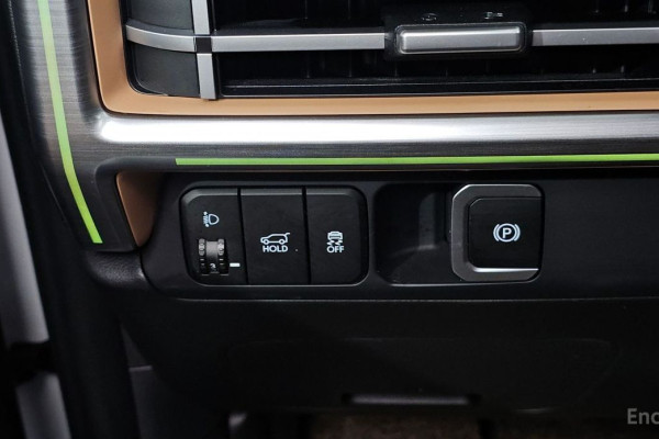 2024 Hyundai Santa Fe с пробегом 14 311 км