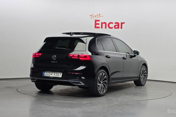 2022 Volkswagen Golf с пробегом 63 454 км