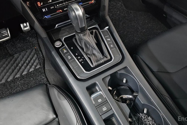 2022 Volkswagen Arteon с пробегом 27 592 км