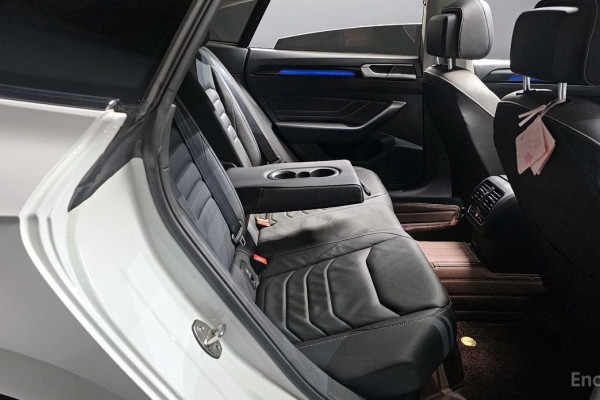 2022 Volkswagen Arteon с пробегом 72 043 км