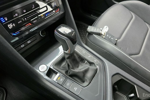 2022 Volkswagen Tiguan с пробегом 49 702 км