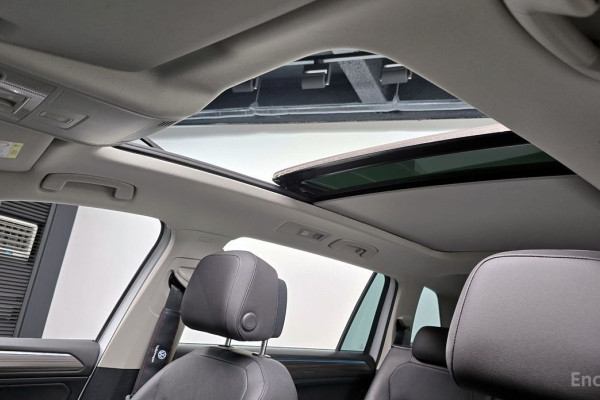 2022 Volkswagen Tiguan с пробегом 49 702 км