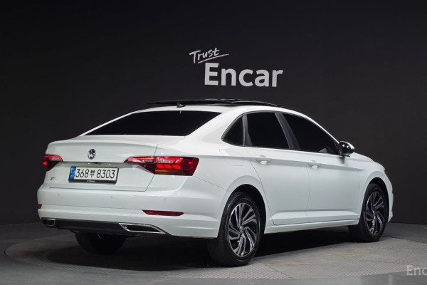 2021 Volkswagen Jetta с пробегом 31 983 км