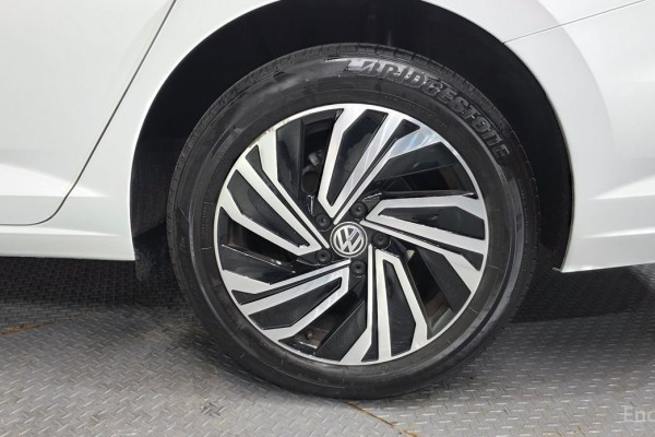 2021 Volkswagen Jetta с пробегом 31 983 км