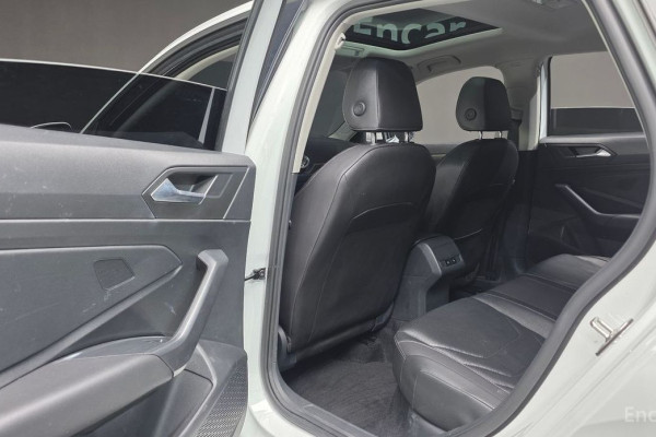 2021 Volkswagen Jetta с пробегом 31 983 км