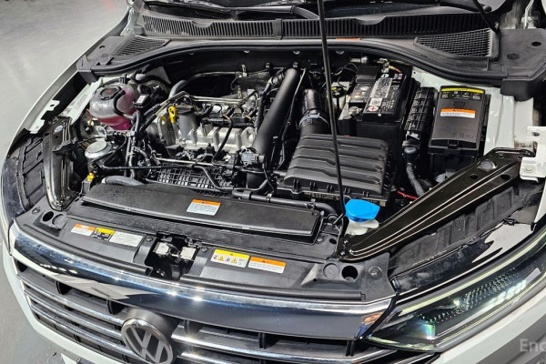 2021 Volkswagen Jetta с пробегом 14 049 км