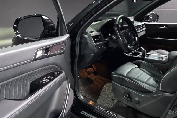 2025 SsangYong Rexton с пробегом 7 652 км