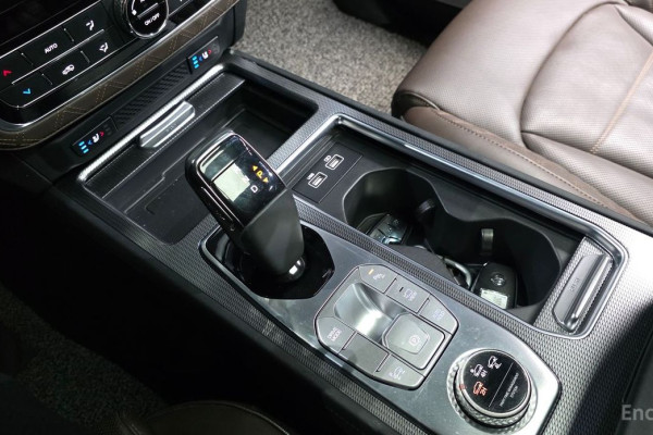 2023 SsangYong Rexton с пробегом 49 068 км