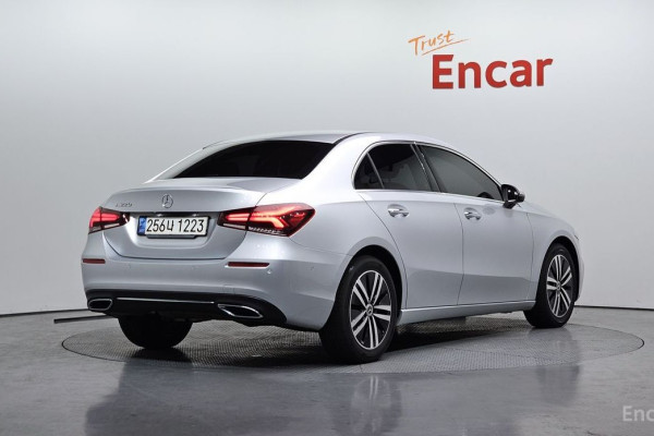 2022 Mercedes-Benz A-Класс с пробегом 114 413 км