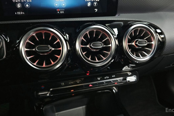 2022 Mercedes-Benz A-Класс с пробегом 114 413 км