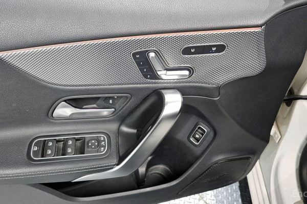 2021 Mercedes-Benz A-Класс с пробегом 113 130 км