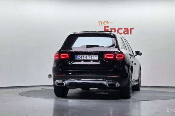 2021 Mercedes-Benz GLC с пробегом 67 578 км