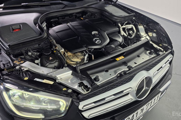 2021 Mercedes-Benz GLC с пробегом 67 578 км