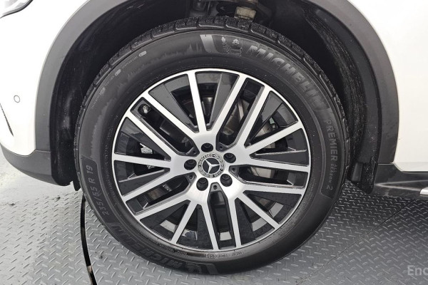 2022 Mercedes-Benz GLC с пробегом 56 991 км