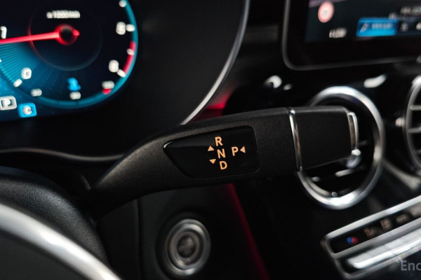 2022 Mercedes-Benz GLC с пробегом 56 991 км