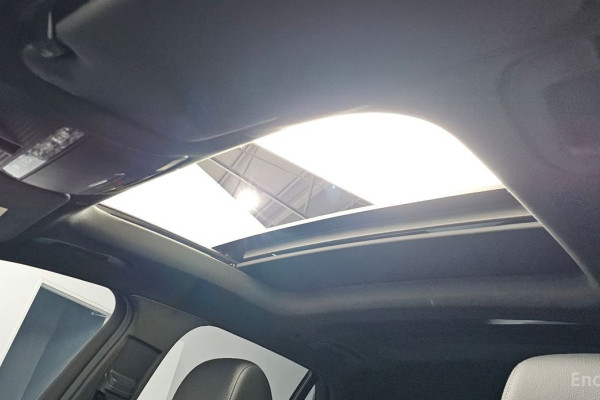 2022 Mercedes-Benz GLC с пробегом 56 991 км