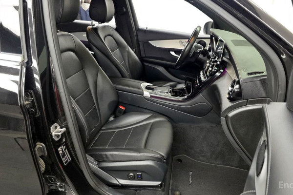 2022 Mercedes-Benz GLC с пробегом 143 017 км