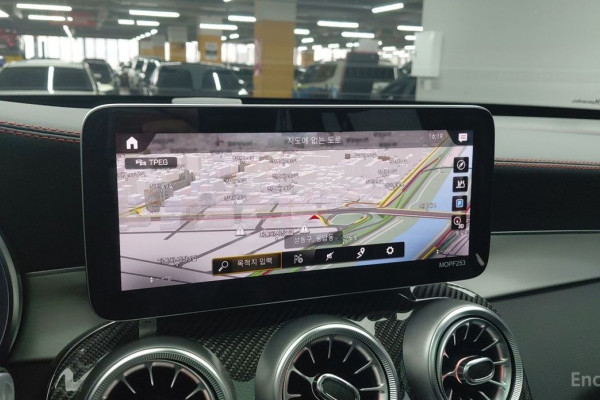 2021 Mercedes-Benz GLC с пробегом 43 666 км