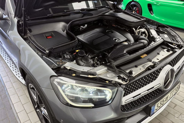 2021 Mercedes-Benz GLC с пробегом 112 565 км