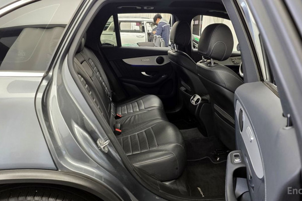 2021 Mercedes-Benz GLC с пробегом 112 565 км