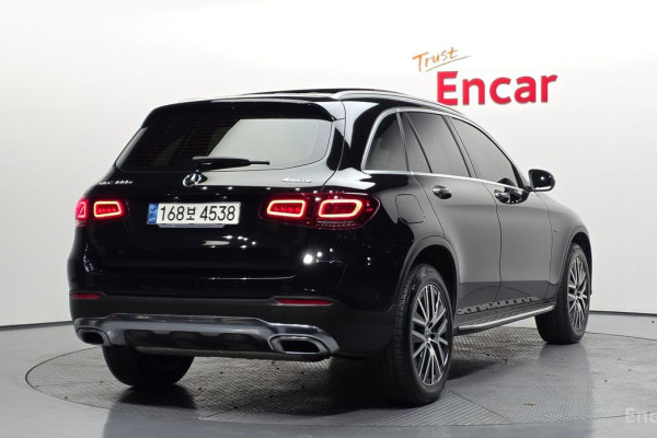 2021 Mercedes-Benz GLC с пробегом 51 448 км