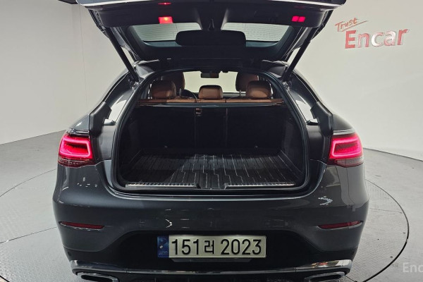 2021 Mercedes-Benz GLC с пробегом 49 330 км