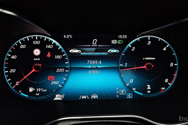 2022 Mercedes-Benz GLC с пробегом 57 051 км