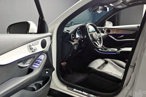 2022 Mercedes-Benz GLC с пробегом 57 051 км