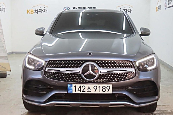 2021 Mercedes-Benz GLC с пробегом 68 041 км