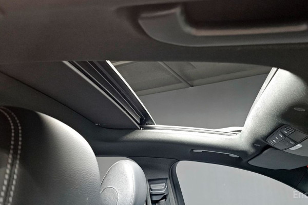 2022 Mercedes-Benz GLC с пробегом 57 051 км