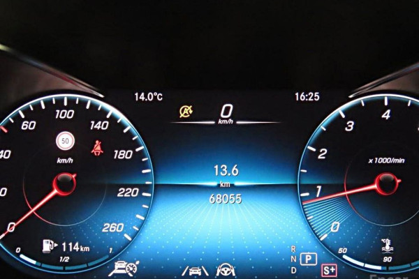 2021 Mercedes-Benz GLC с пробегом 68 041 км