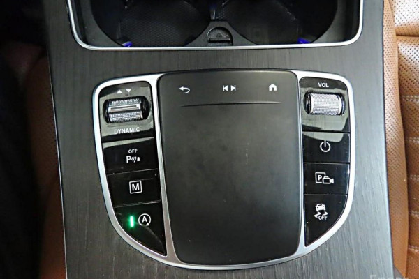 2021 Mercedes-Benz GLC с пробегом 68 041 км