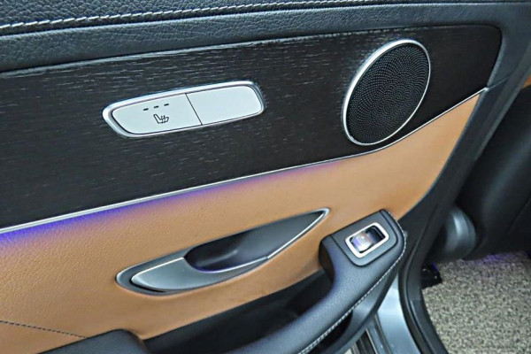 2021 Mercedes-Benz GLC с пробегом 68 041 км