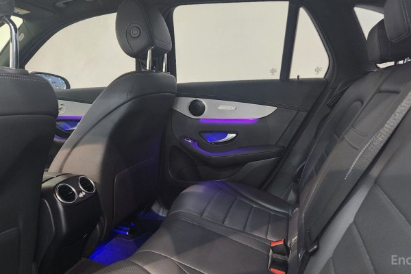 2021 Mercedes-Benz GLC с пробегом 60 770 км