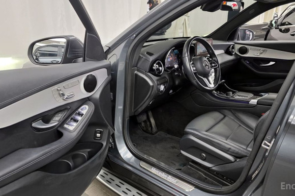 2022 Mercedes-Benz GLC с пробегом 49 284 км