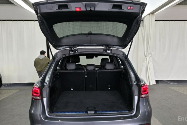 2022 Mercedes-Benz GLC с пробегом 49 284 км