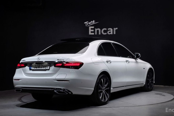 2021 Mercedes-Benz E-Класс с пробегом 40 270 км
