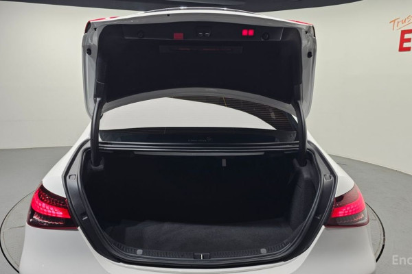 2022 Mercedes-Benz E-Класс с пробегом 43 749 км